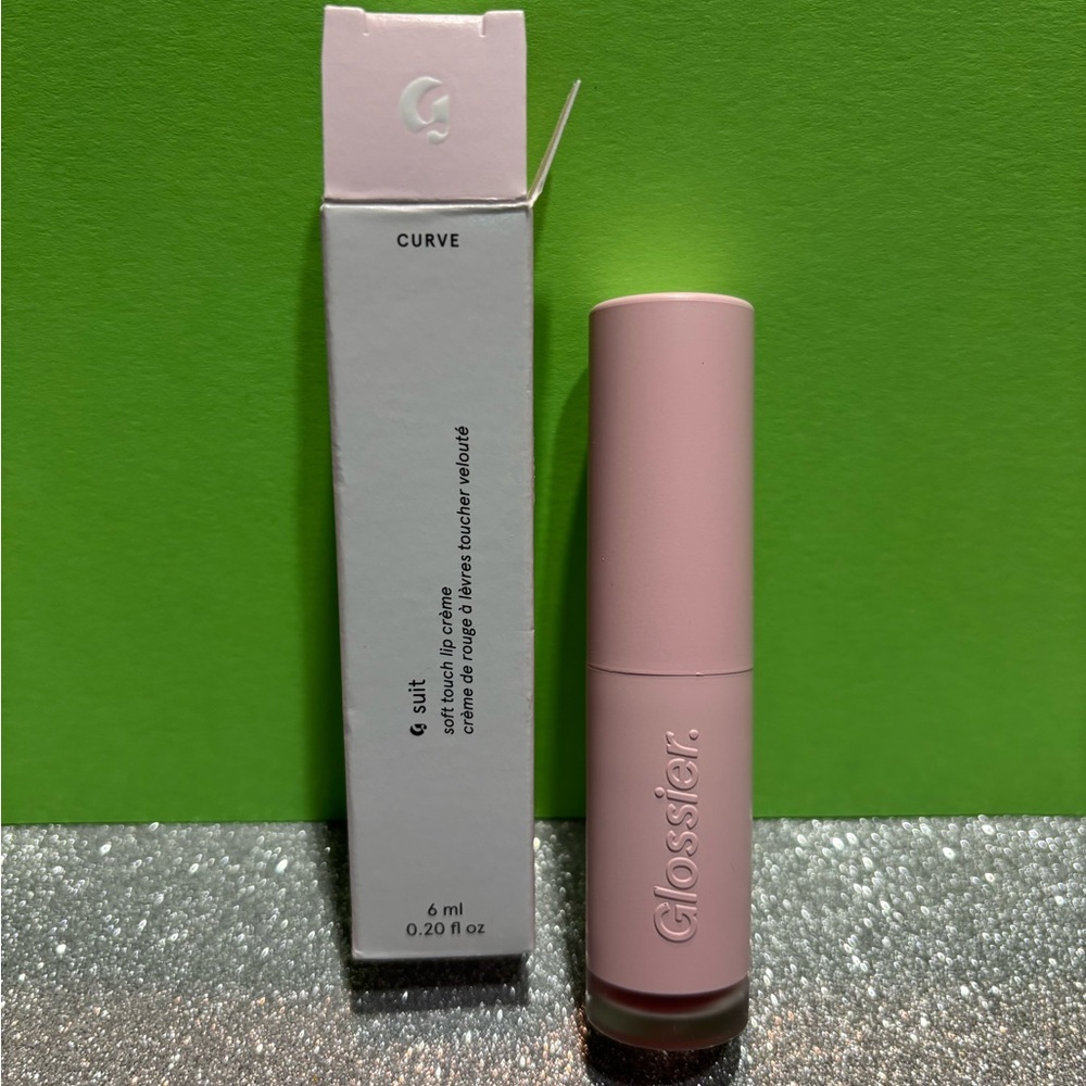 BNIB! Glossier G Suit Soft Touch Lip Crème in CURVE- Dusty Peach